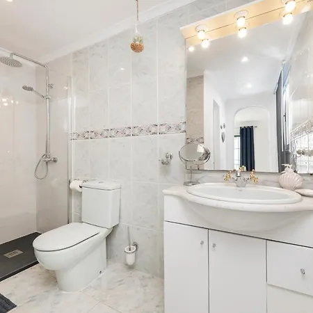 El Zafiro بيت للعطل